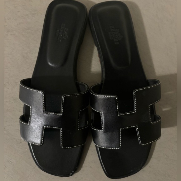Hermes Oran Sandal - Picture 1 of 4